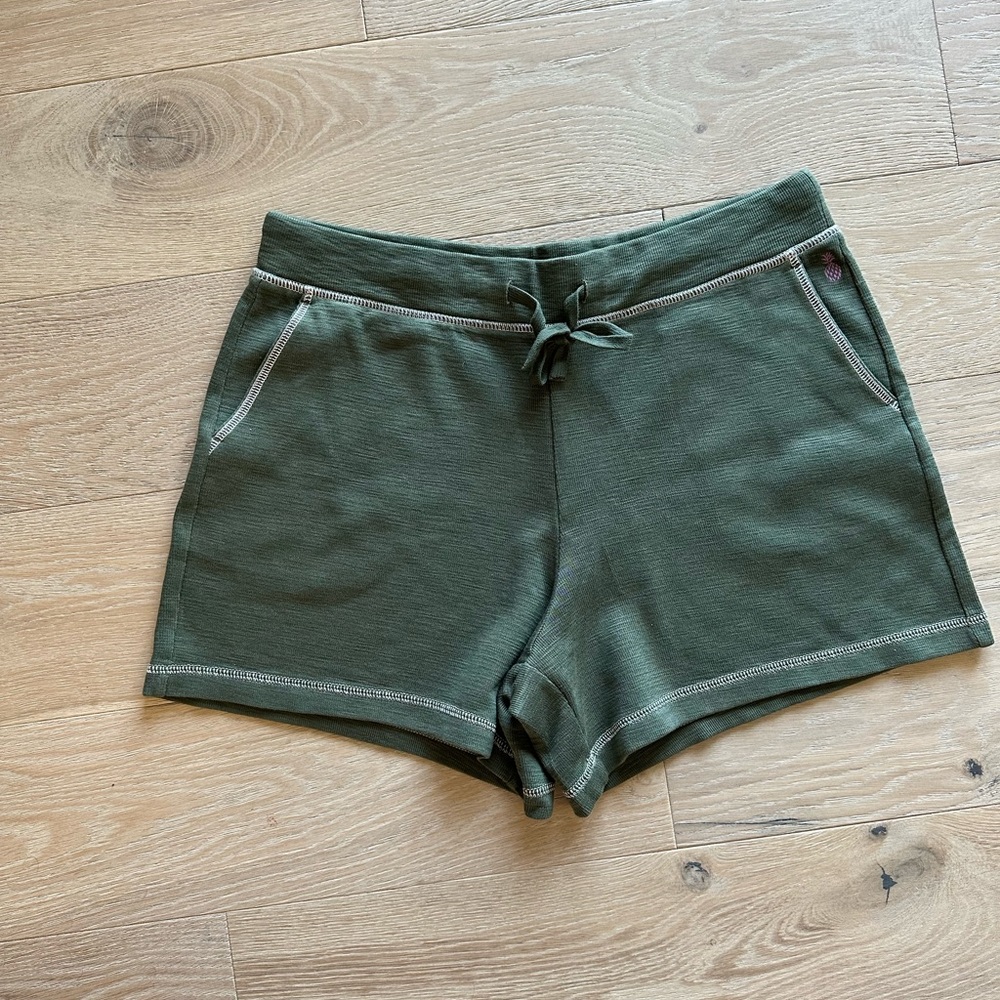 Tommy Bahama shorts